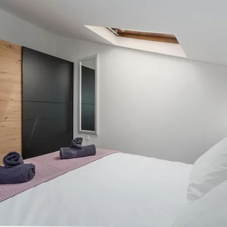 Moderne Mit Meerblick Apartment